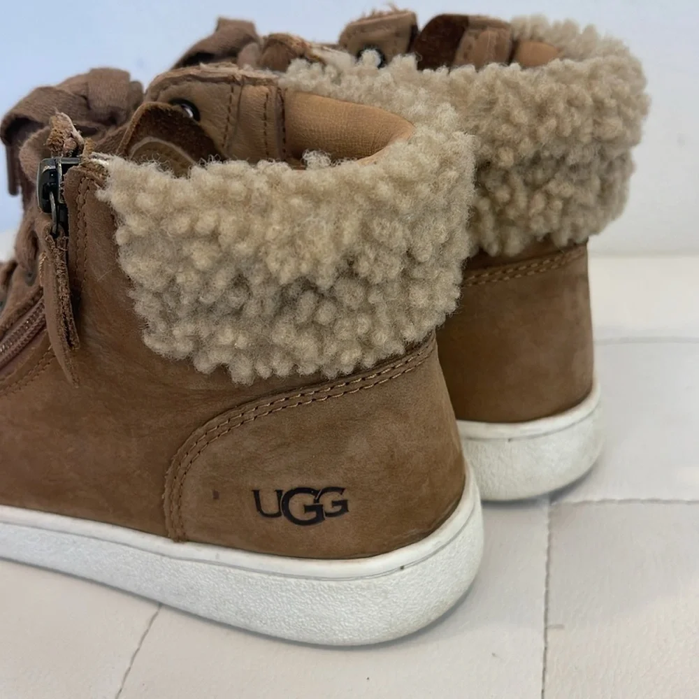 UGG Suede Leather Sherpa Ankle Boots Womens Size 7 with Ugg Box
